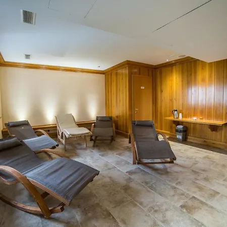 Residence Serrada 3*